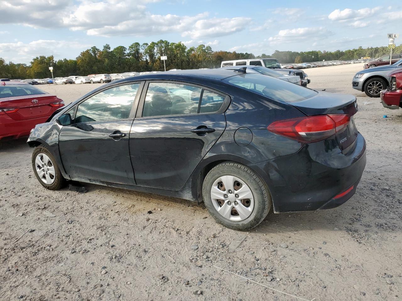 2017 KIA FORTE