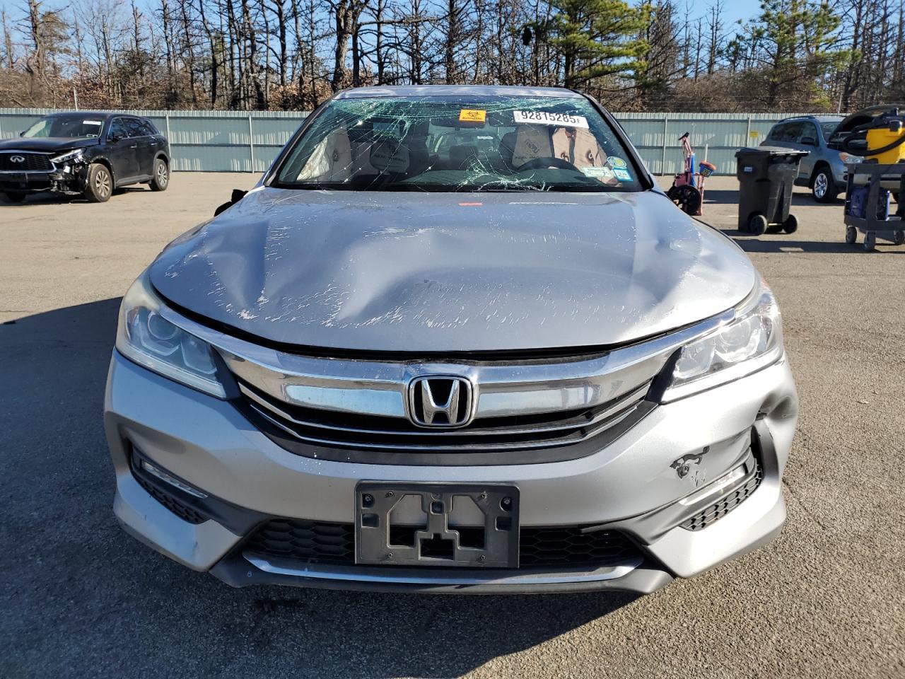 2017 HONDA ACCORD