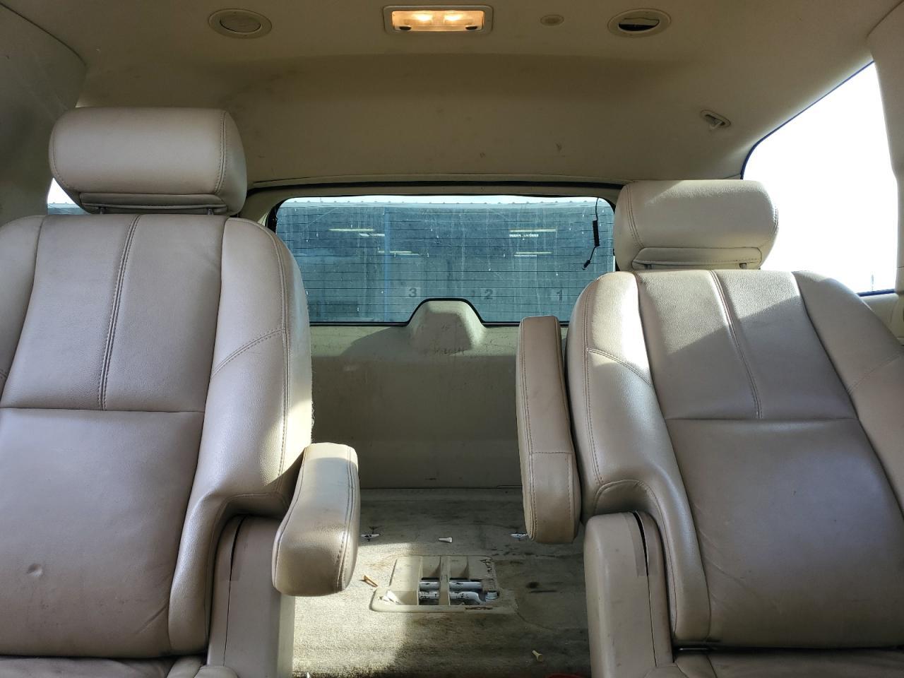 2010 CHEVROLET Tahoe