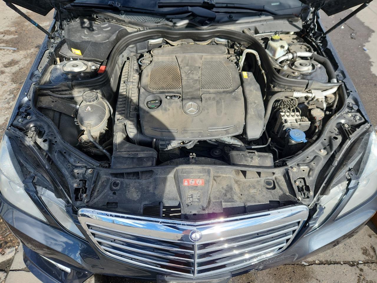 2013 MERCEDES-BENZ E-Class