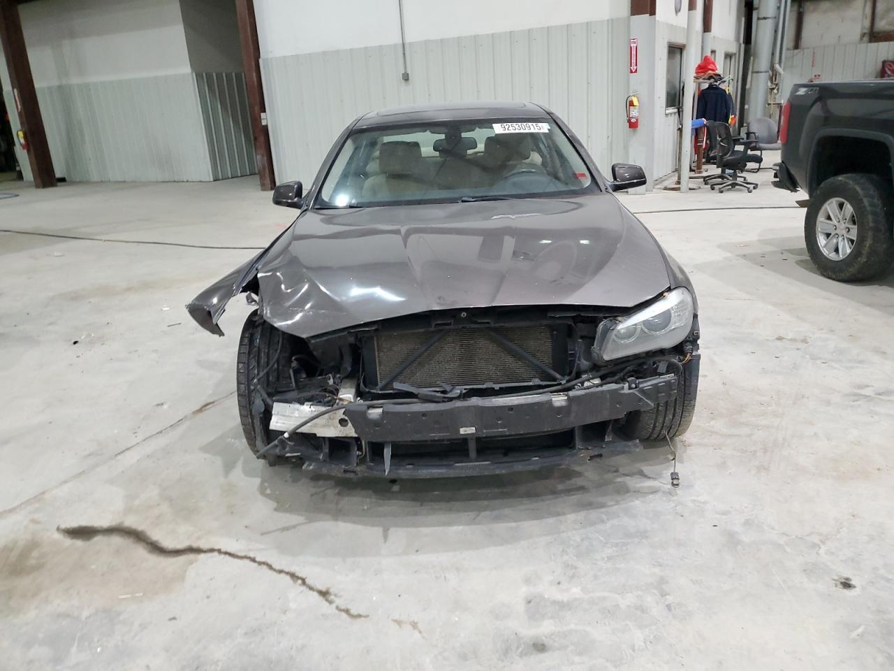2011 BMW 5 series