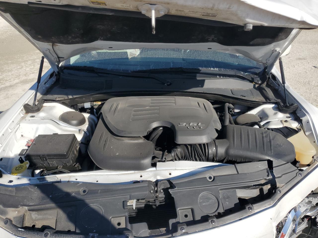 2015 CHRYSLER 300