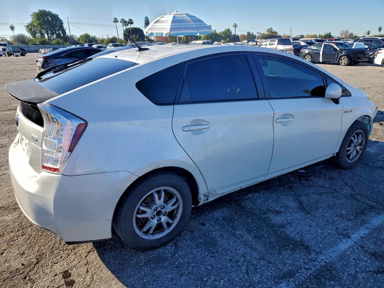 2010 TOYOTA PRIUS