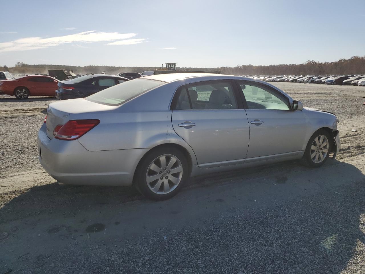 2006 TOYOTA Avalon