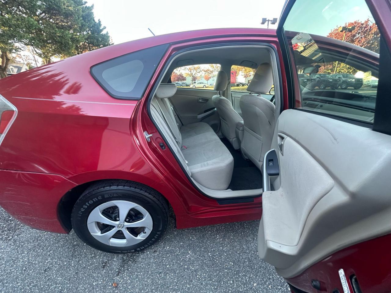 2012 TOYOTA PRIUS