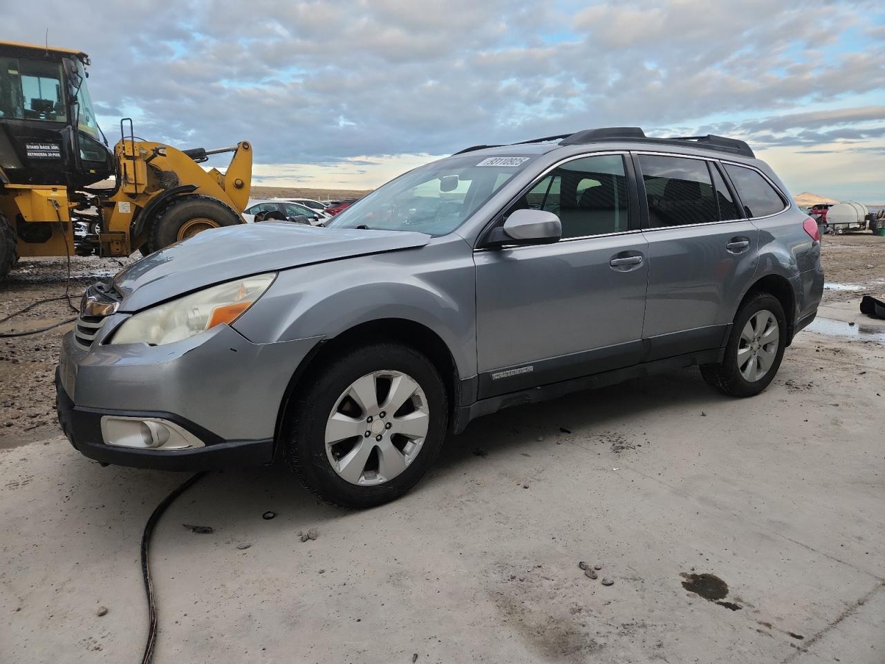 2010 SUBARU Outback