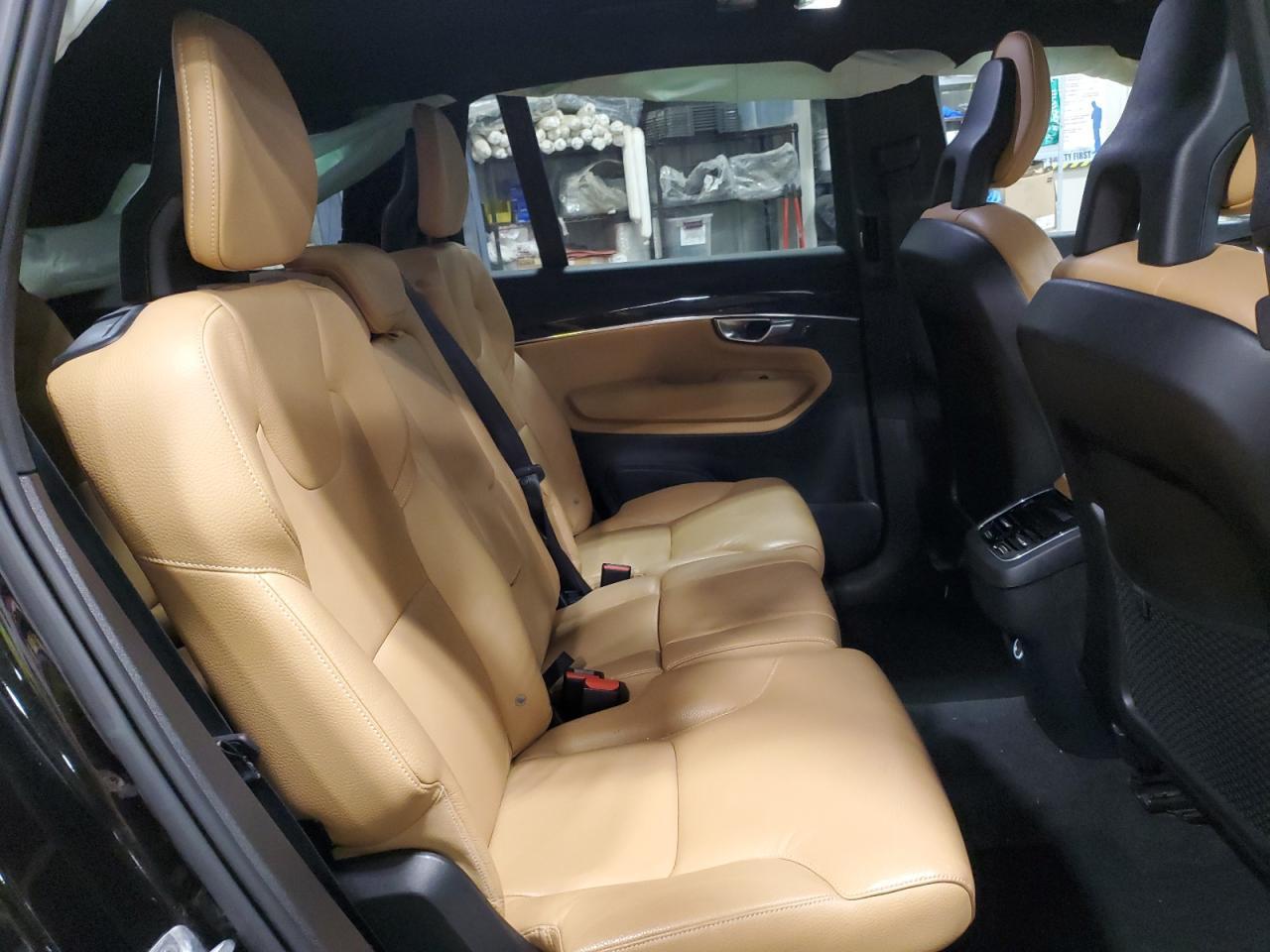 2018 VOLVO XC90