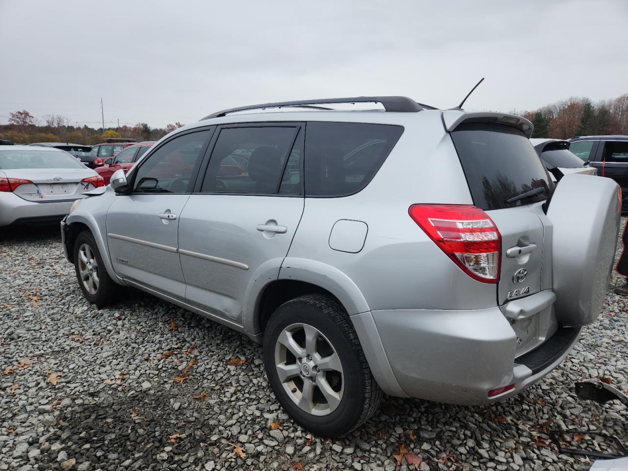2011 TOYOTA RAV4