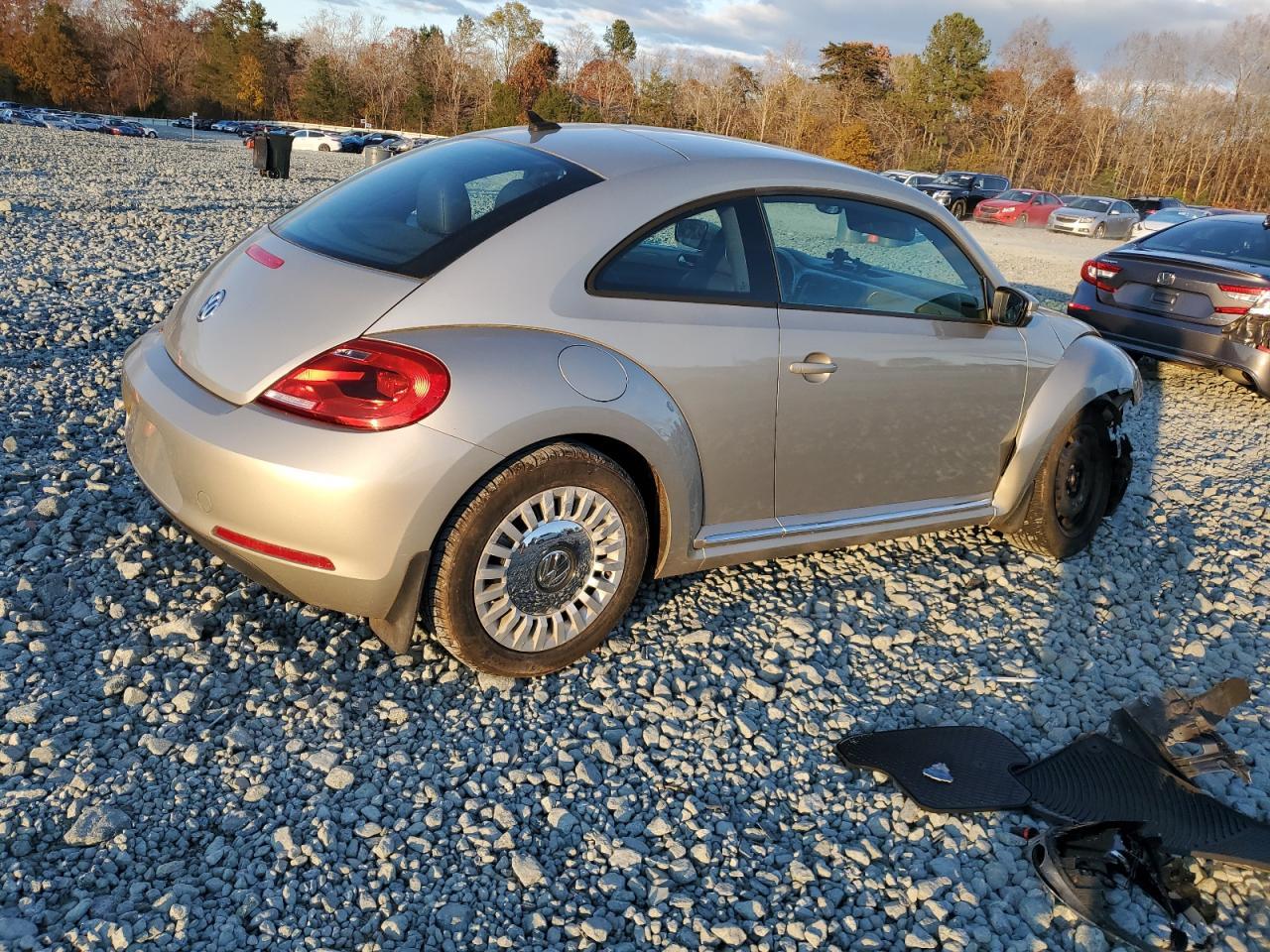 2014 VOLKSWAGEN Beetle