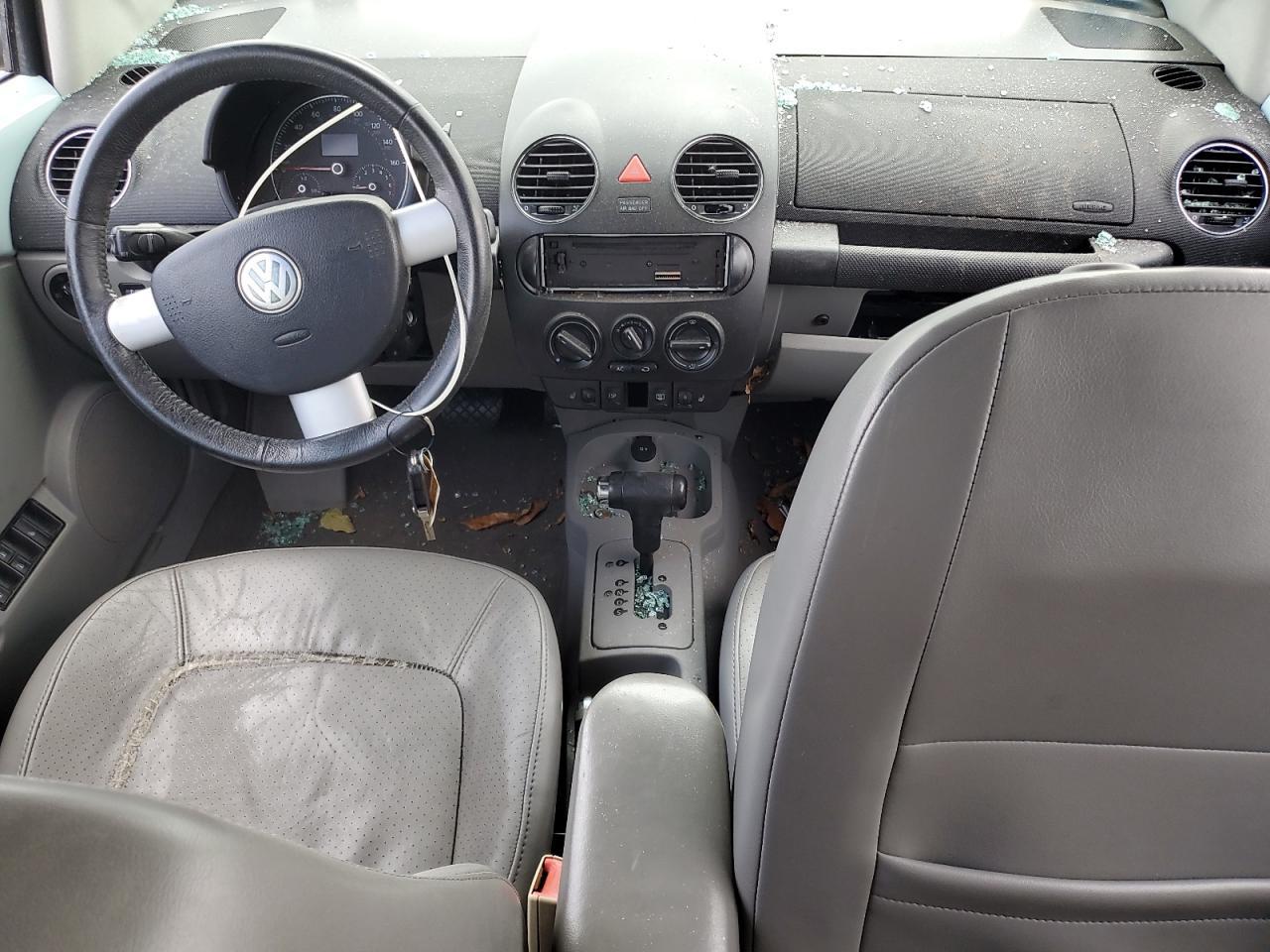 2006 VOLKSWAGEN Beetle