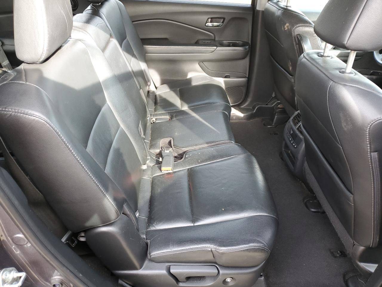2016 HONDA PILOT