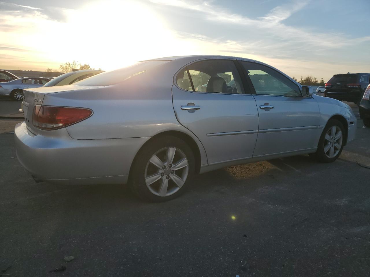 2005 LEXUS ES 330