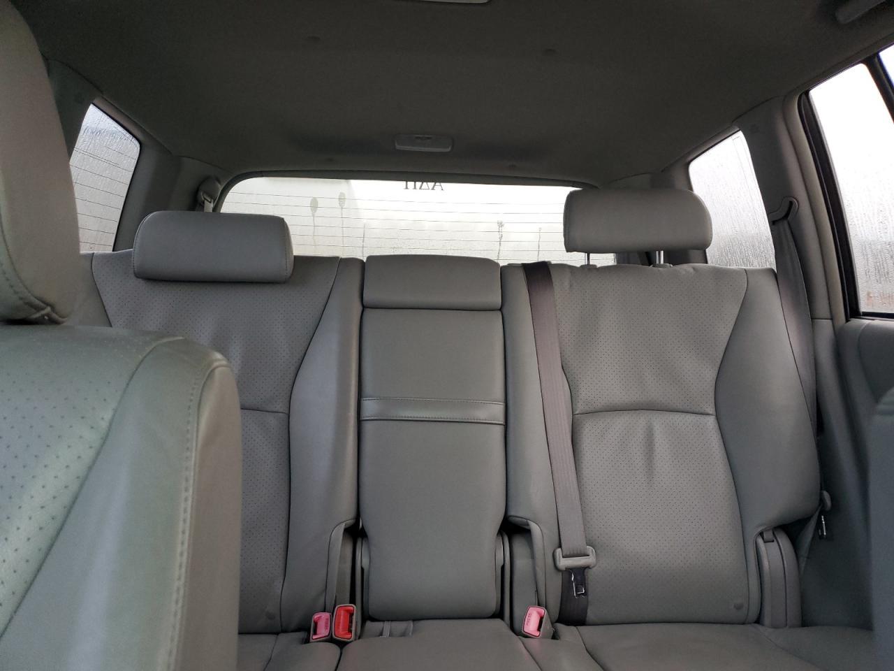 2006 TOYOTA HIGHLANDER
