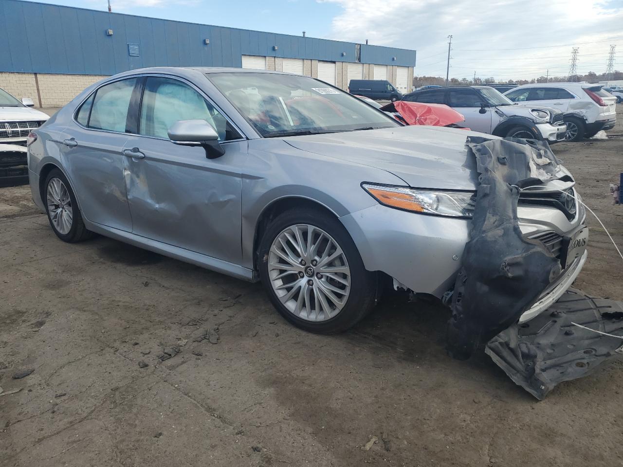 2019 TOYOTA CAMRY