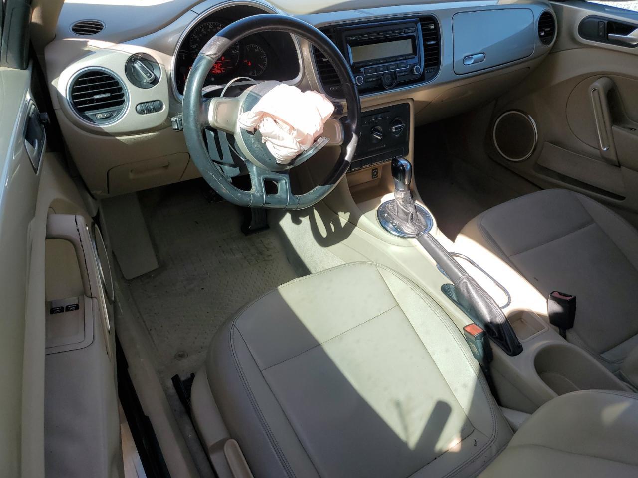 2012 VOLKSWAGEN Beetle