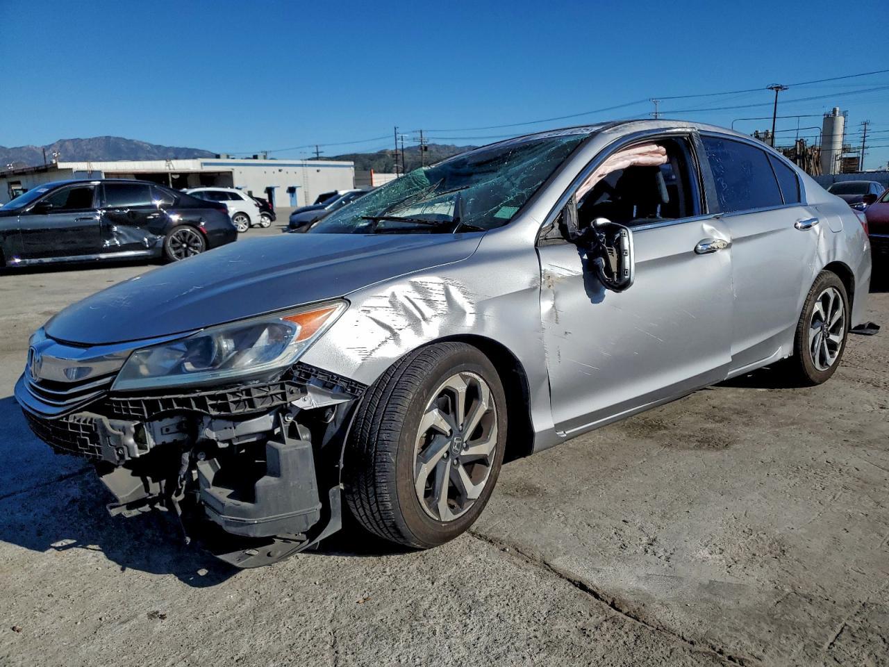 2017 HONDA ACCORD