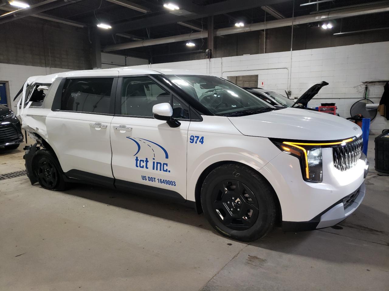 2025 KIA Carnival