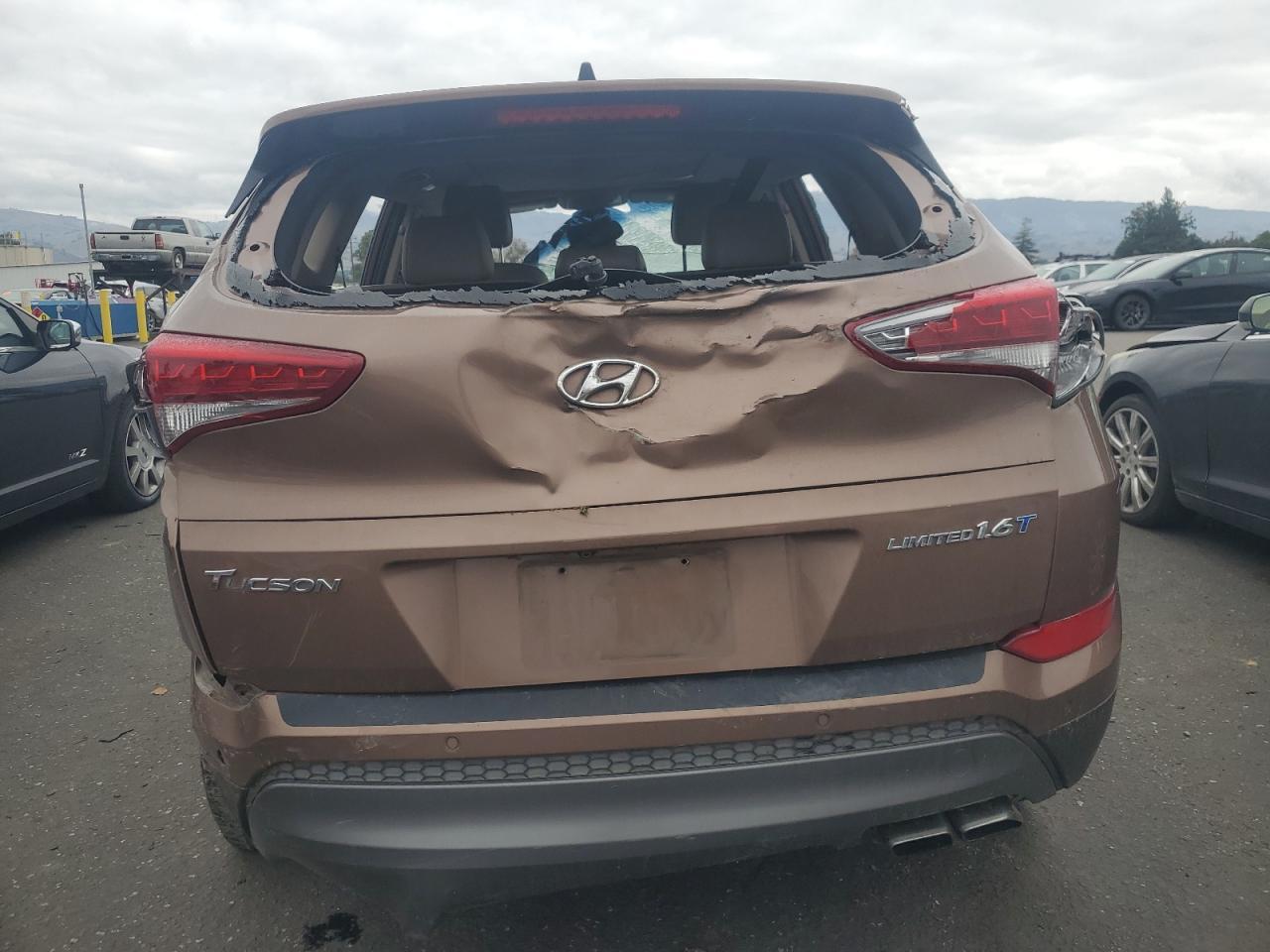 2016 HYUNDAI TUCSON
