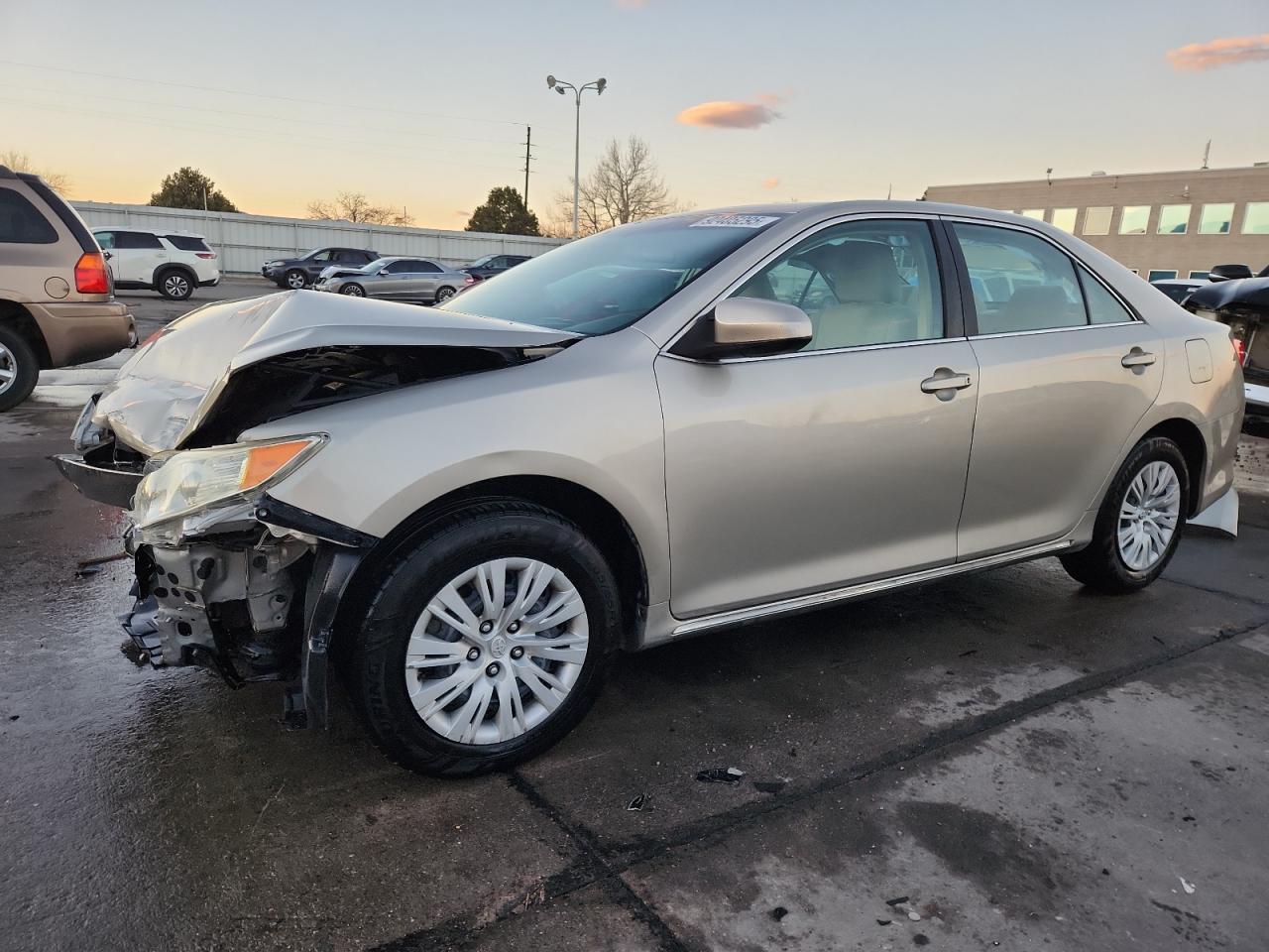 2013 TOYOTA CAMRY