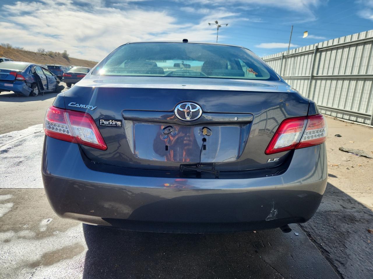 2011 TOYOTA CAMRY