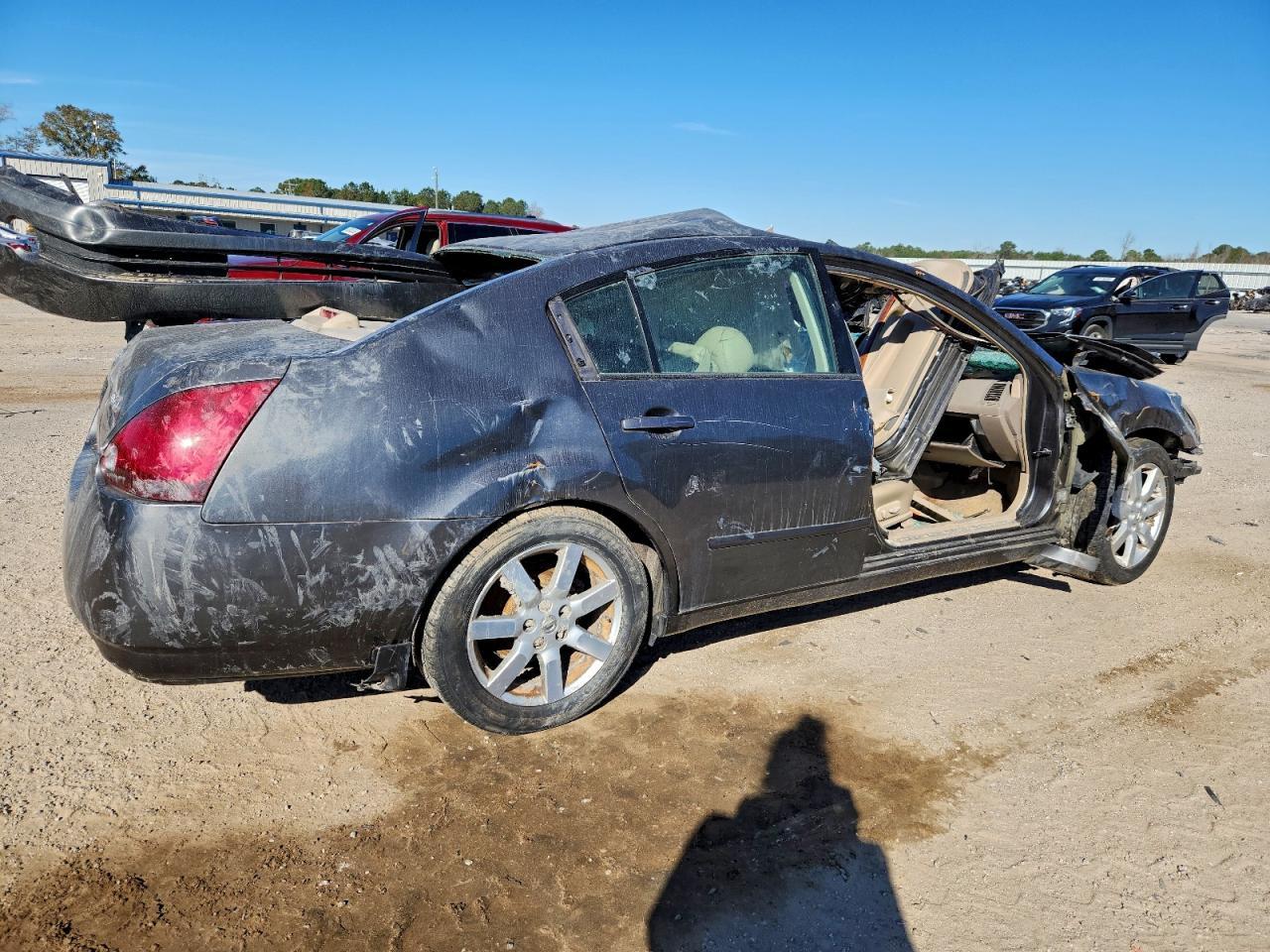 2005 NISSAN Maxima