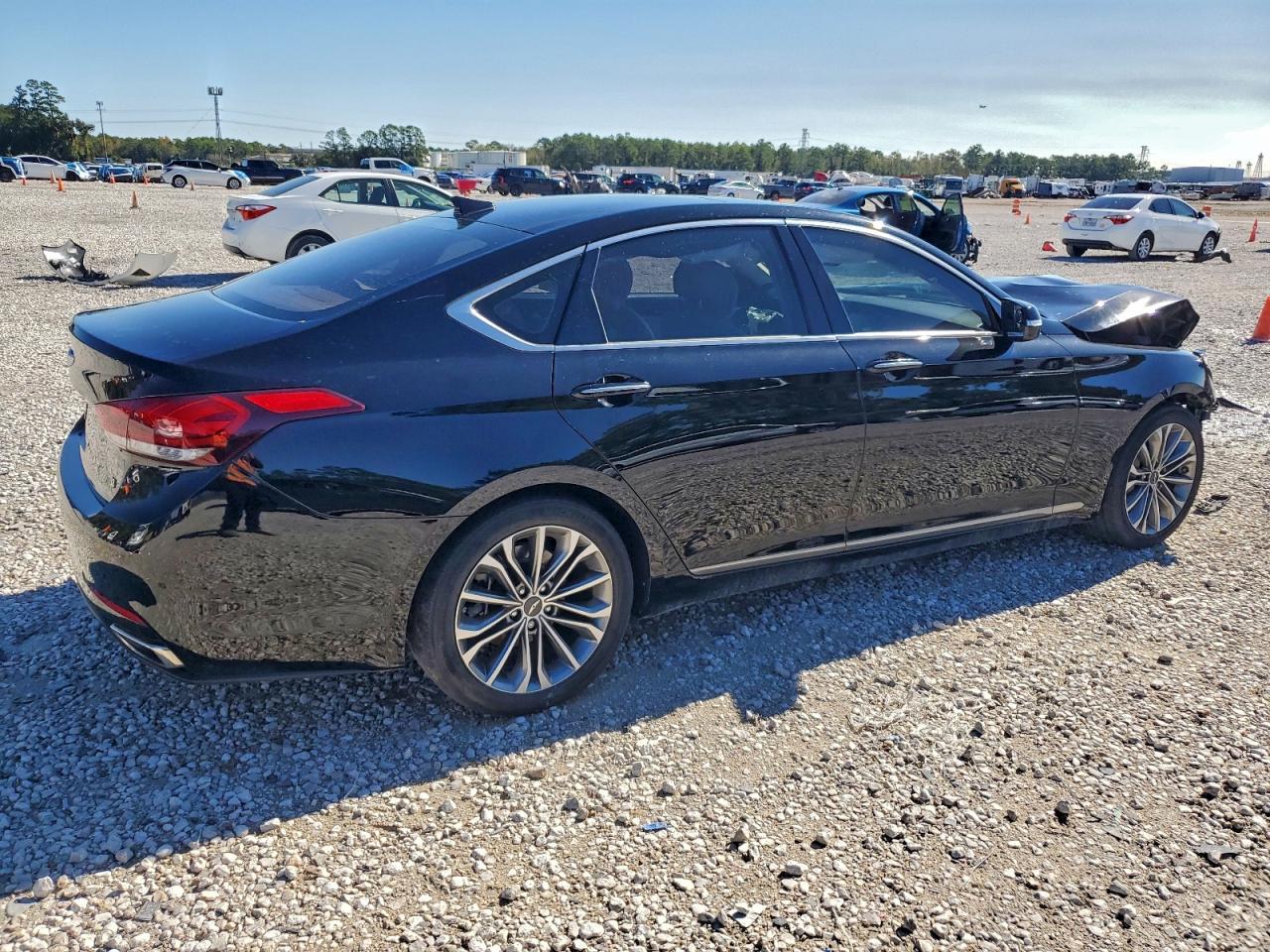 2015 HYUNDAI GENESIS