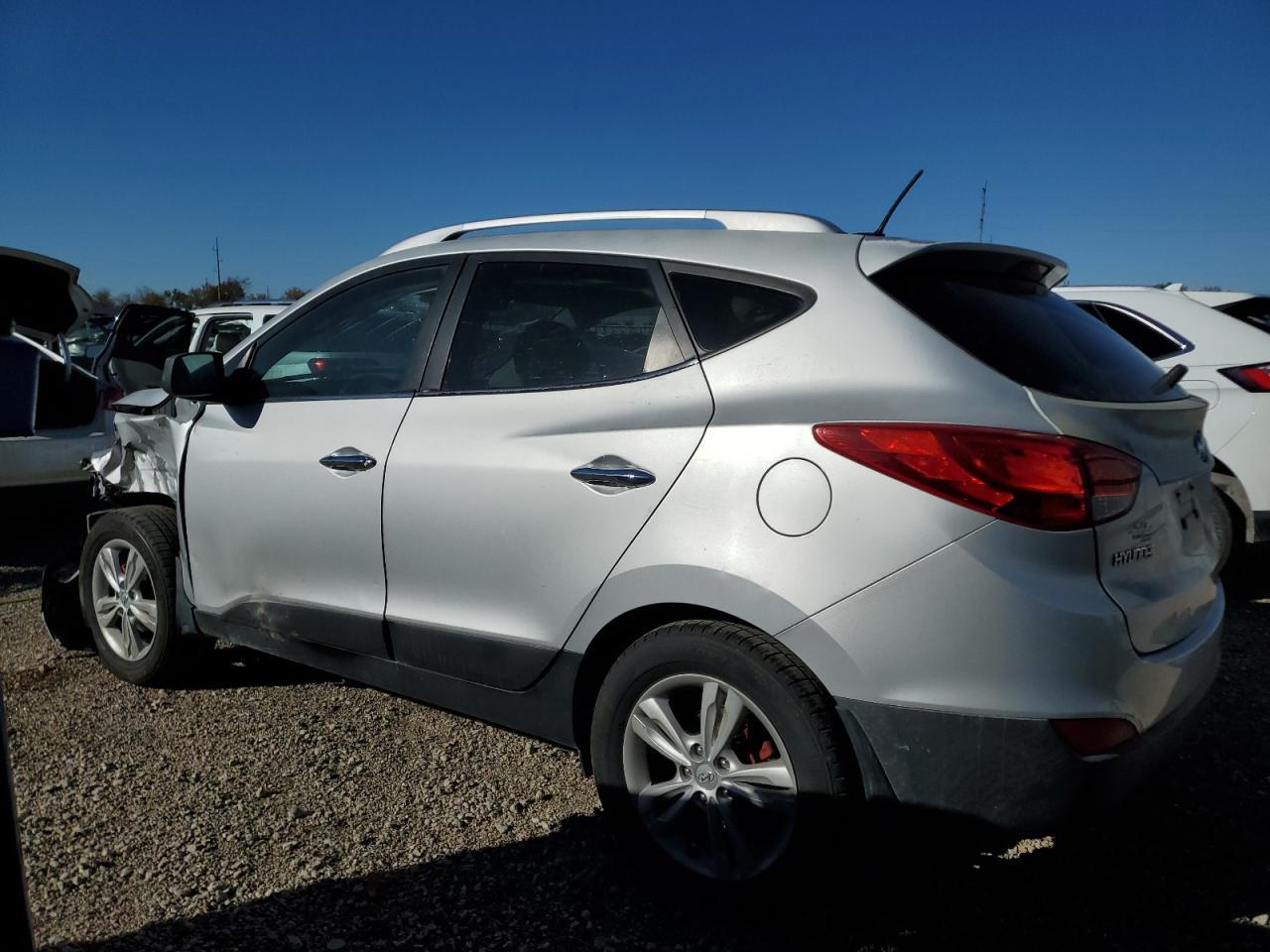 2010 HYUNDAI TUCSON