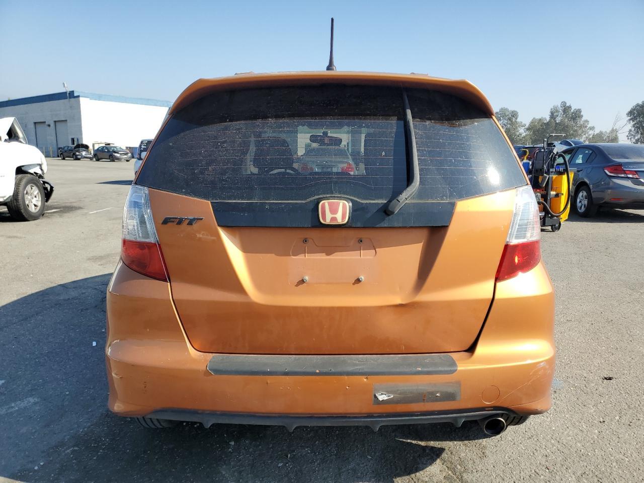 2011 HONDA FIT