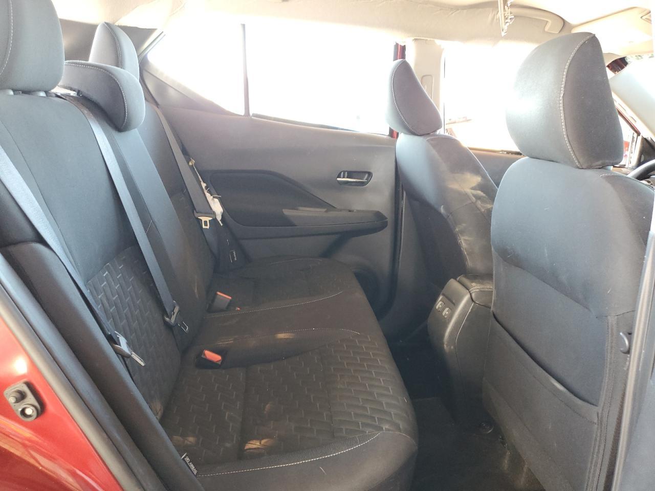 2023 NISSAN KICKS
