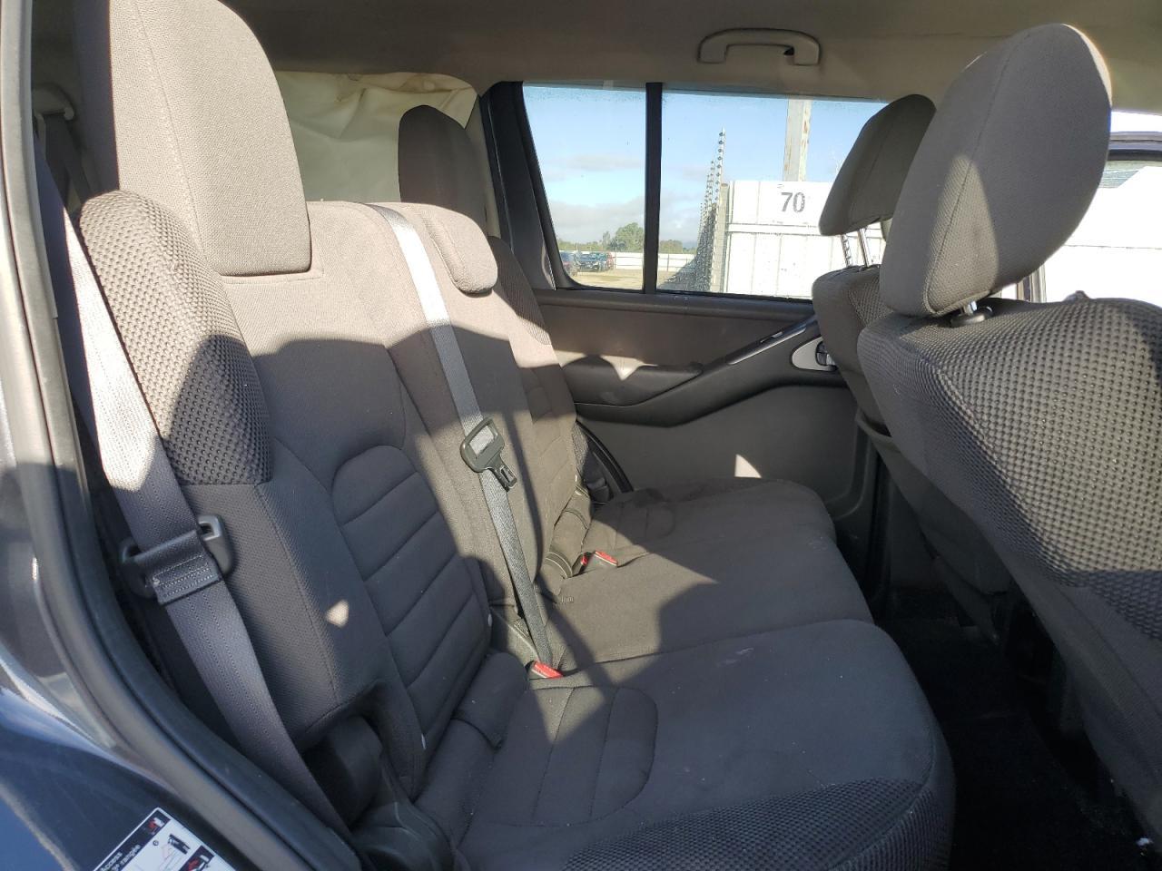2012 NISSAN PATHFINDER
