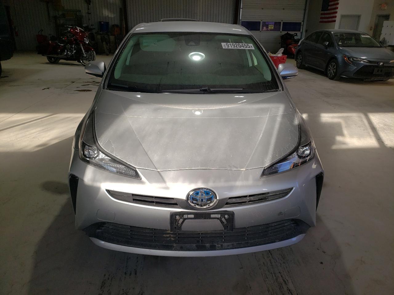 2022 TOYOTA PRIUS