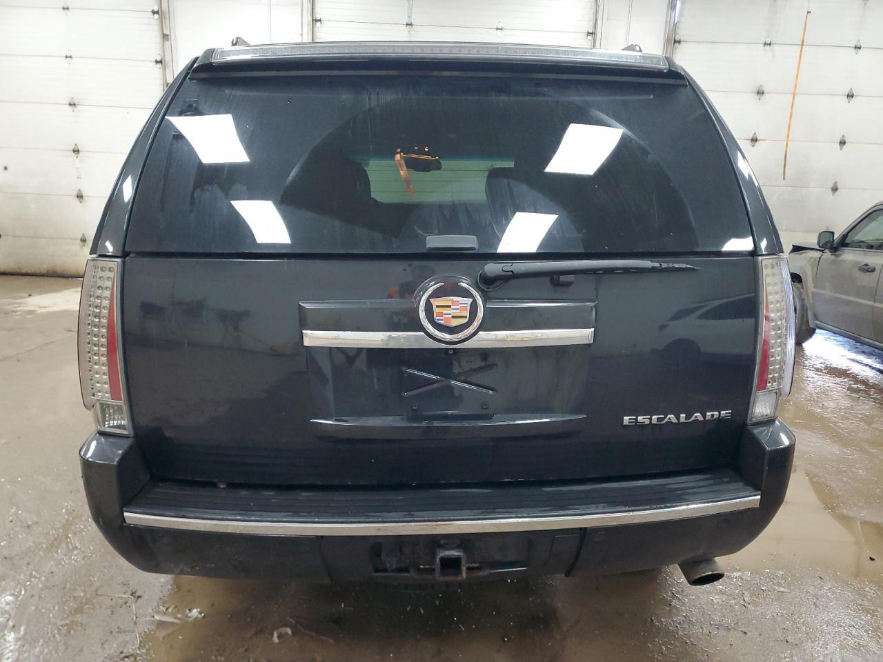 2013 CADILLAC ESCALADE