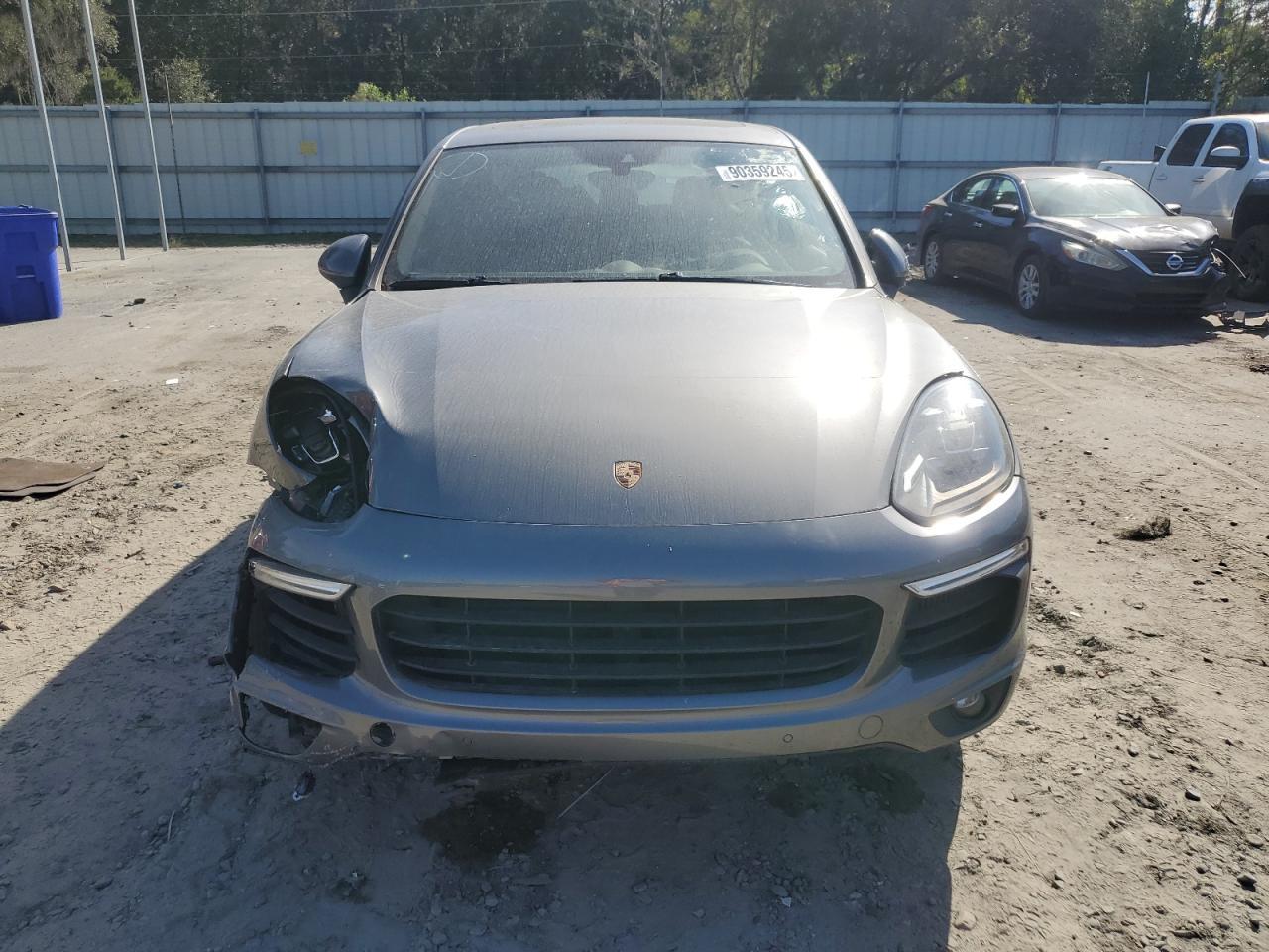 2016 PORSCHE CAYENNE
