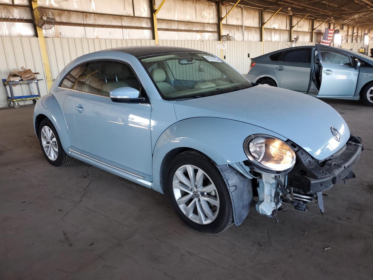 2015 VOLKSWAGEN Beetle