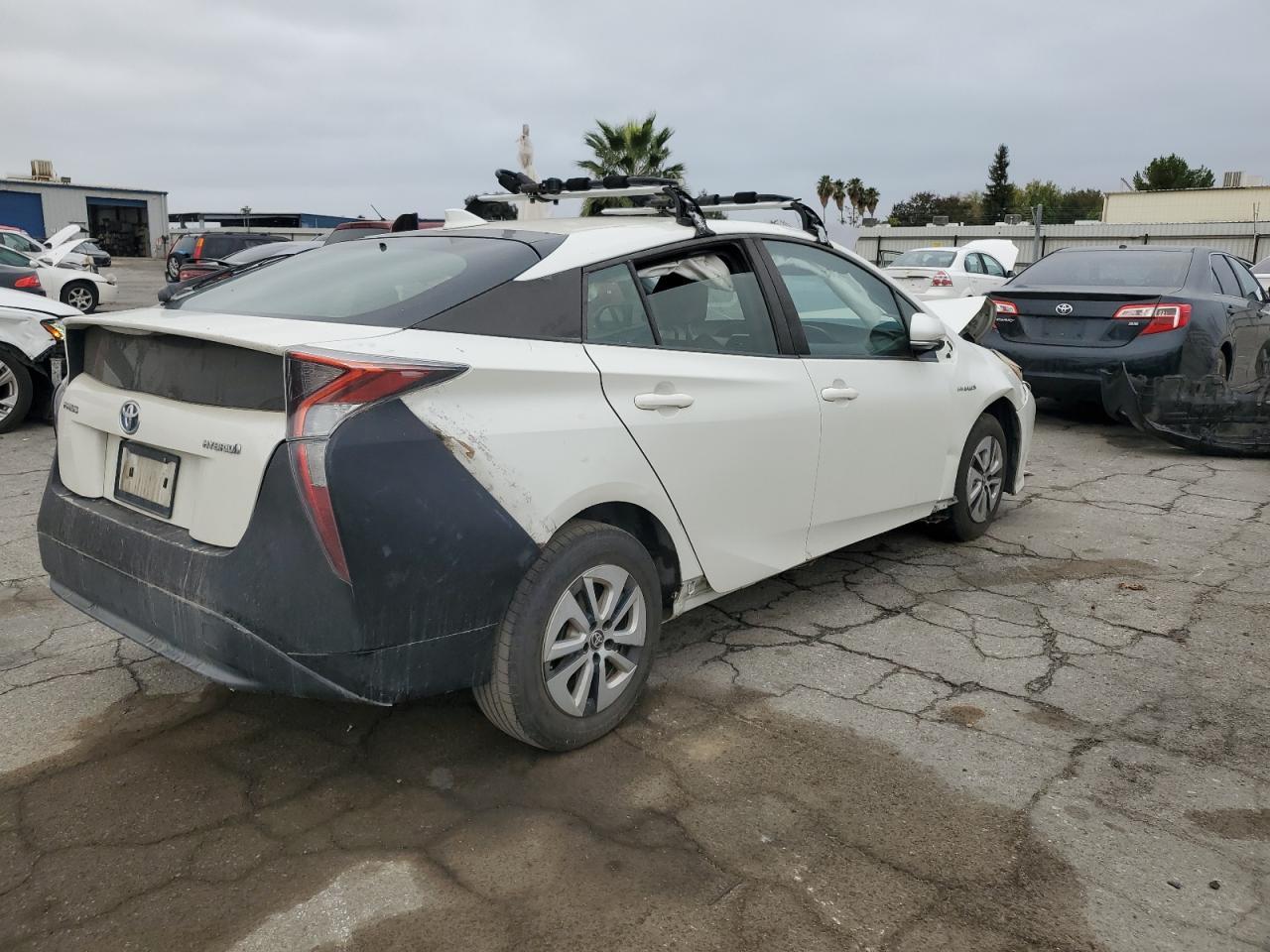 2017 TOYOTA PRIUS