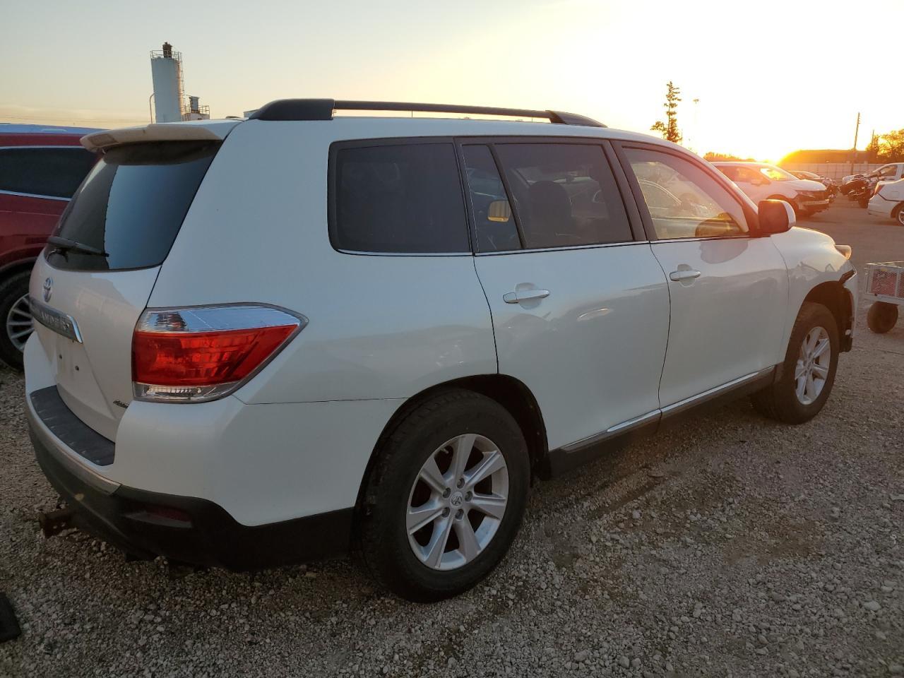 2012 TOYOTA HIGHLANDER