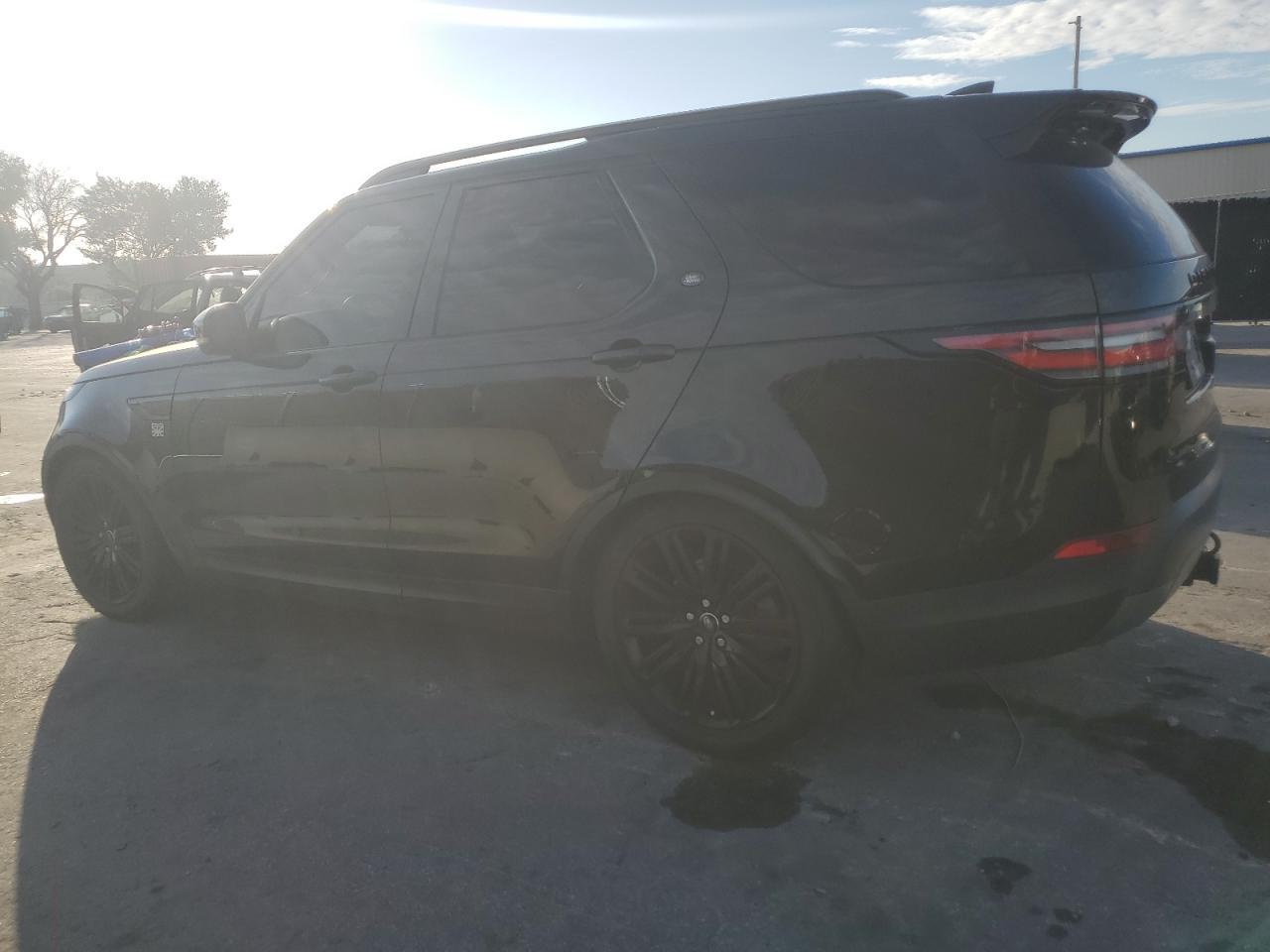 2017 LAND ROVER Discovery