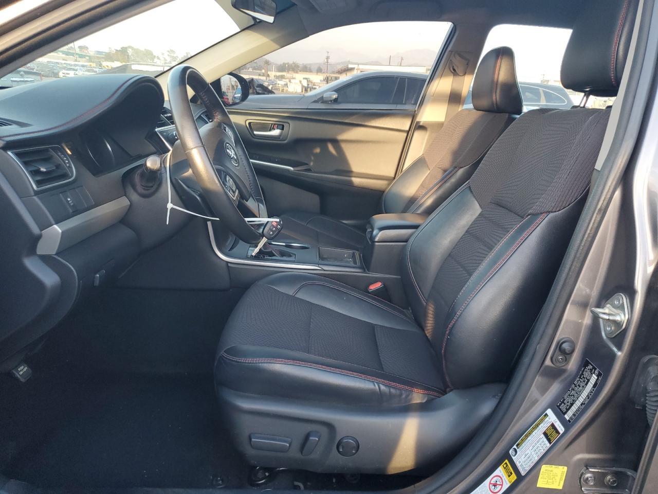 2017 TOYOTA CAMRY