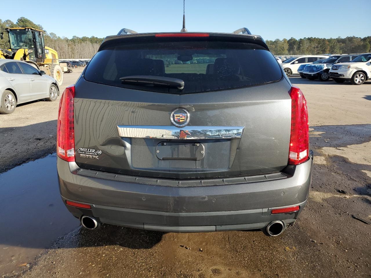 2010 CADILLAC SRX