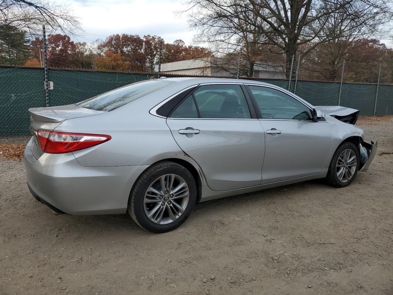 2015 TOYOTA CAMRY