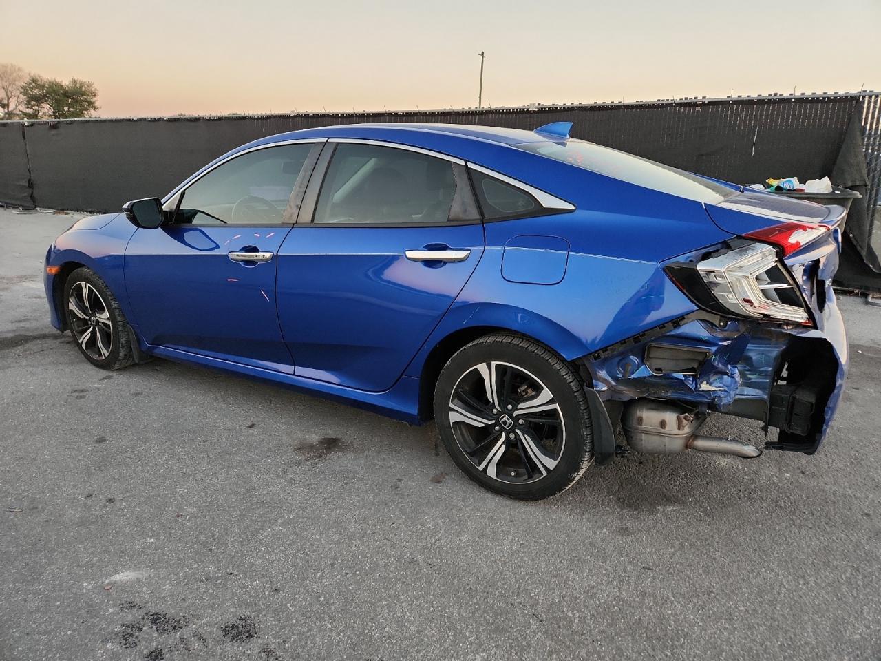 2016 HONDA CIVIC