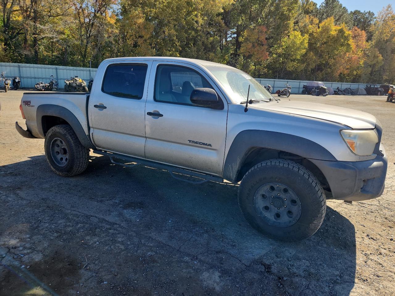 2012 TOYOTA TACOMA