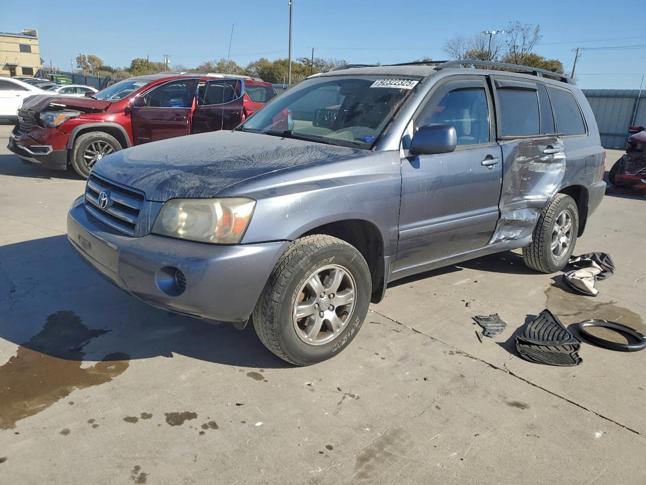 2005 TOYOTA HIGHLANDER