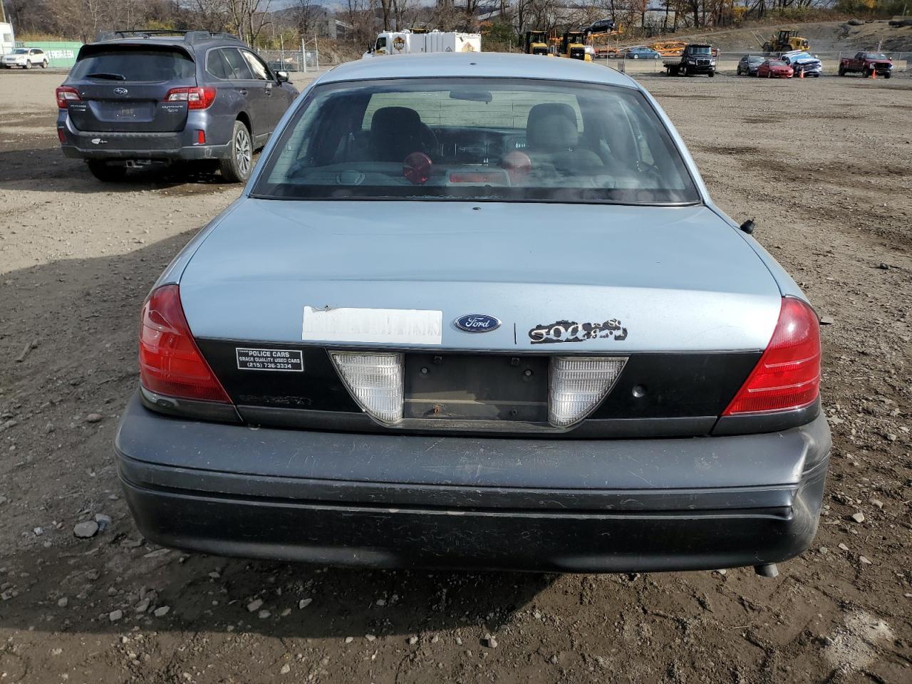 2010 FORD Crown Victoria
