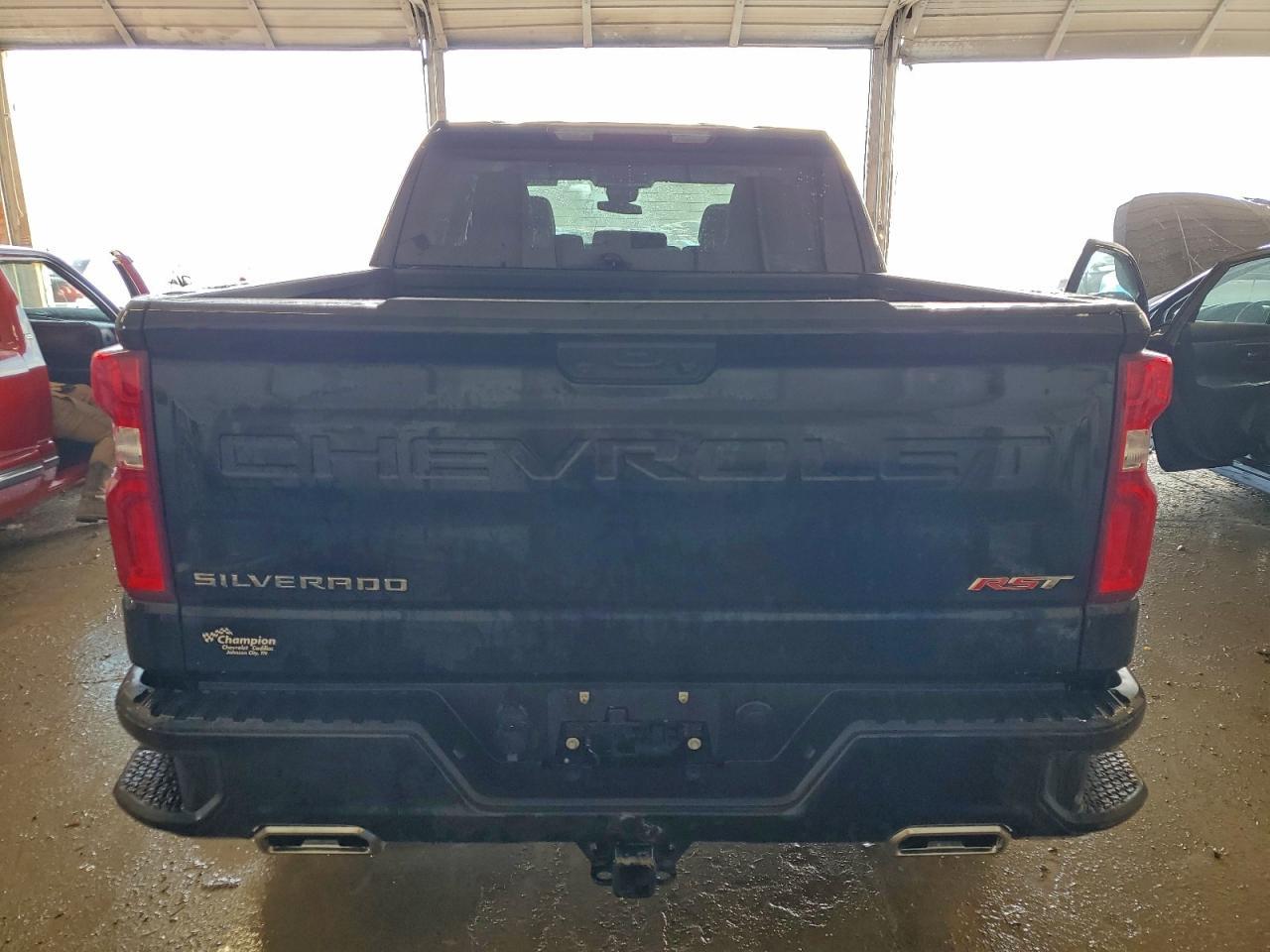 2025 CHEVROLET Silverado