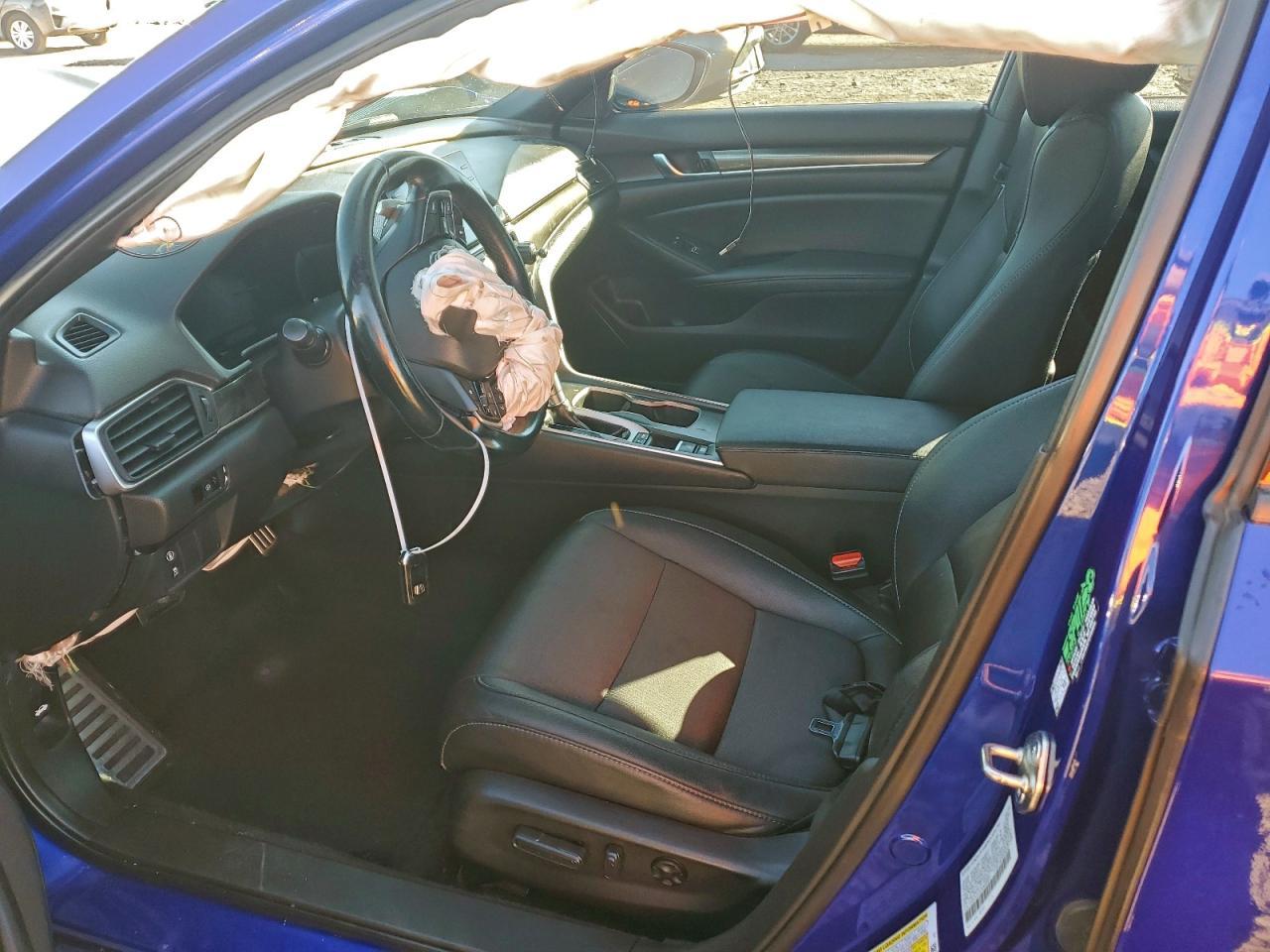 2019 HONDA ACCORD