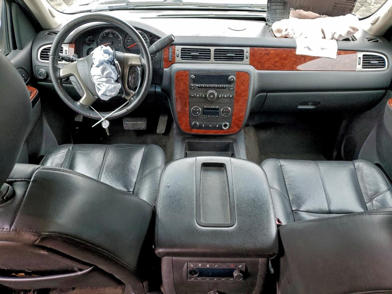 2012 CHEVROLET Suburban