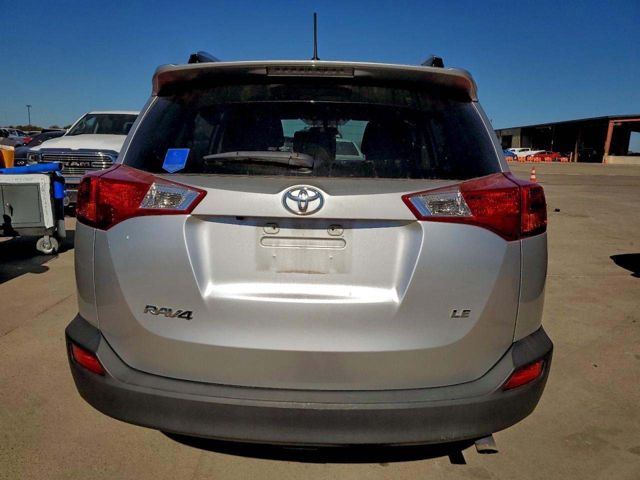 2015 TOYOTA RAV4