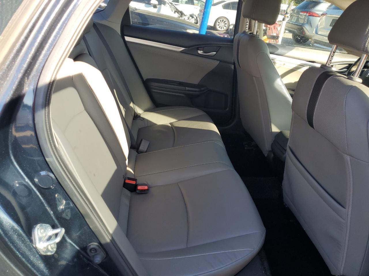 2018 HONDA CIVIC