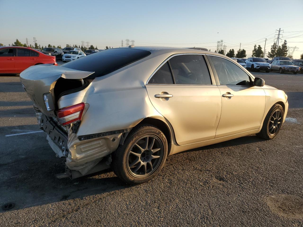 2010 TOYOTA CAMRY